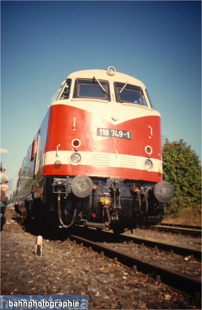 HK118_749