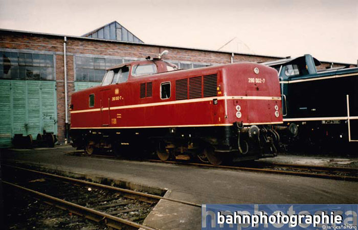 V80002