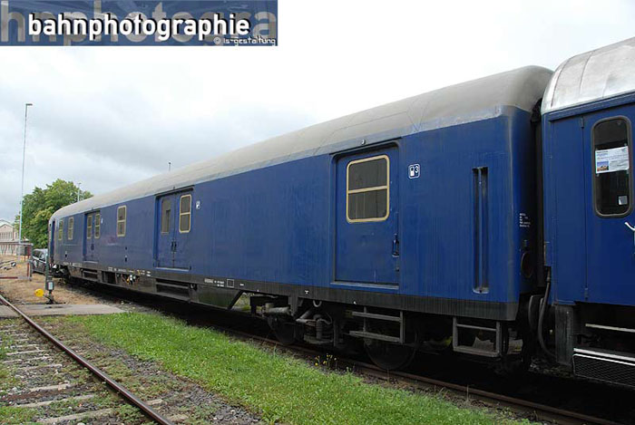 2012_Postwagen
