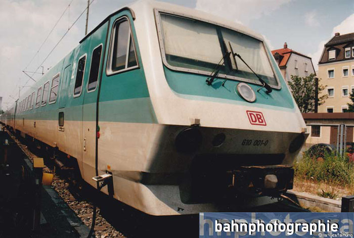 610001