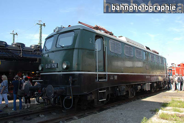 E40128_2010