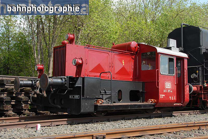 2010DDM323871