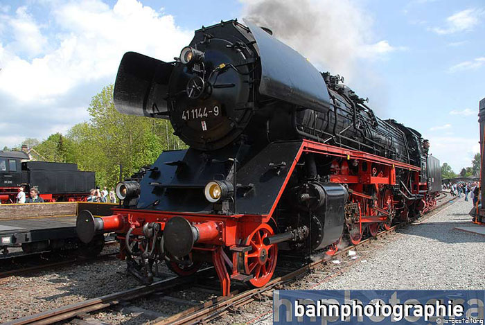 2010DDM41_1144