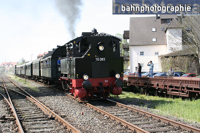 70_083Zug2