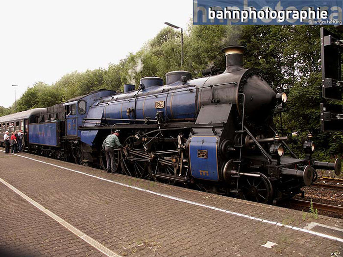 S36-3673