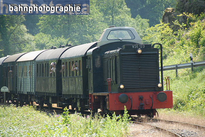 V36_123e
