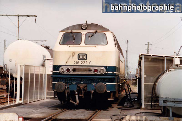 216222