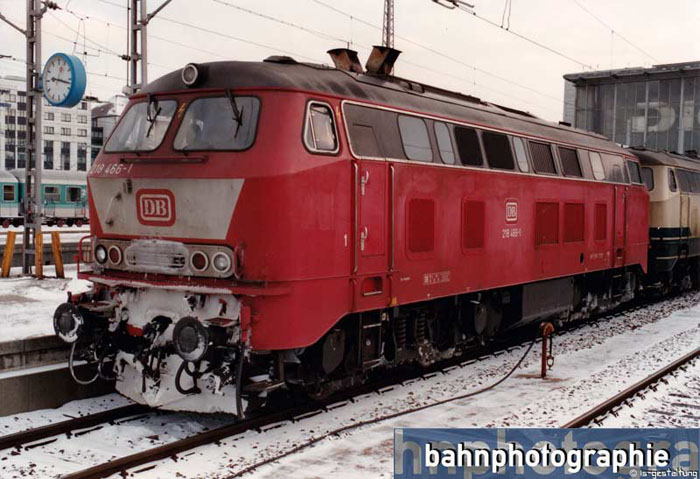 218466