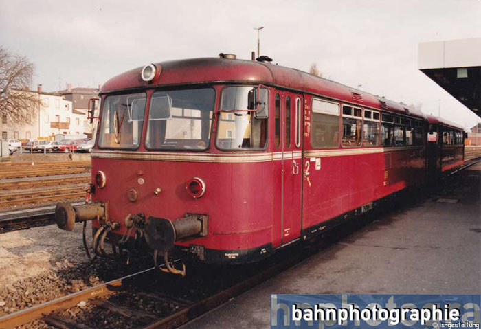 796734