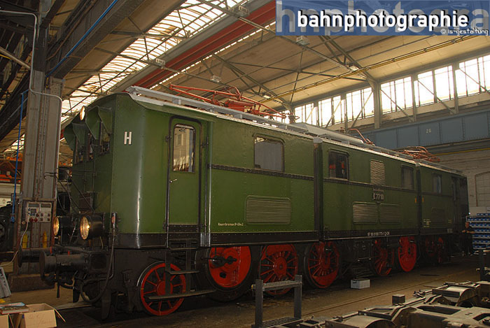 2013_E77_10